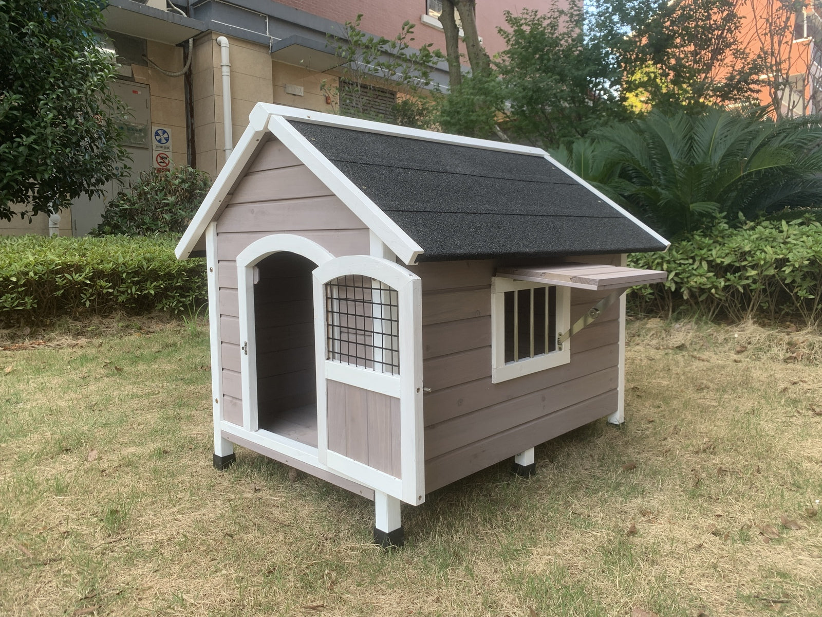 L Timber Pet Dog Kennel House Puppy Wooden Timber Cabin With Stripe